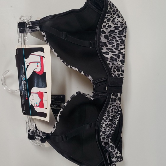 Vintage Vanity Fair Bra - Picture 5 of 5